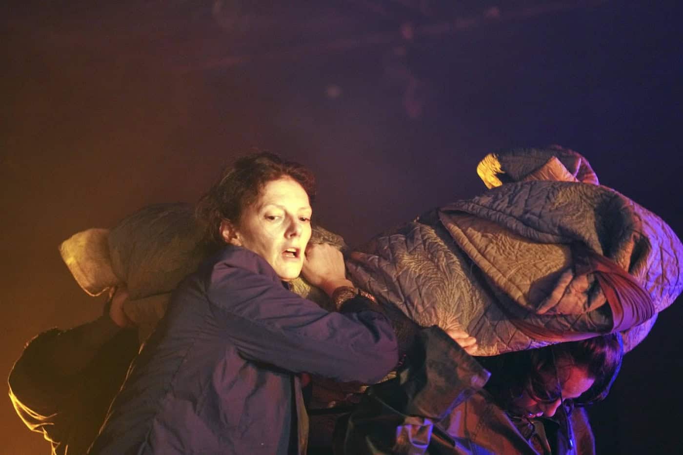 Teatro Oficina estreia peça de Sara Barros Leitão sobre migrações