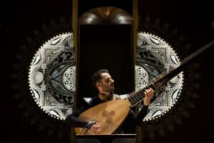 Nino Laisné e Daniel Zapico&nbsp;propõem viagem acústica e visual no Theatro Circo