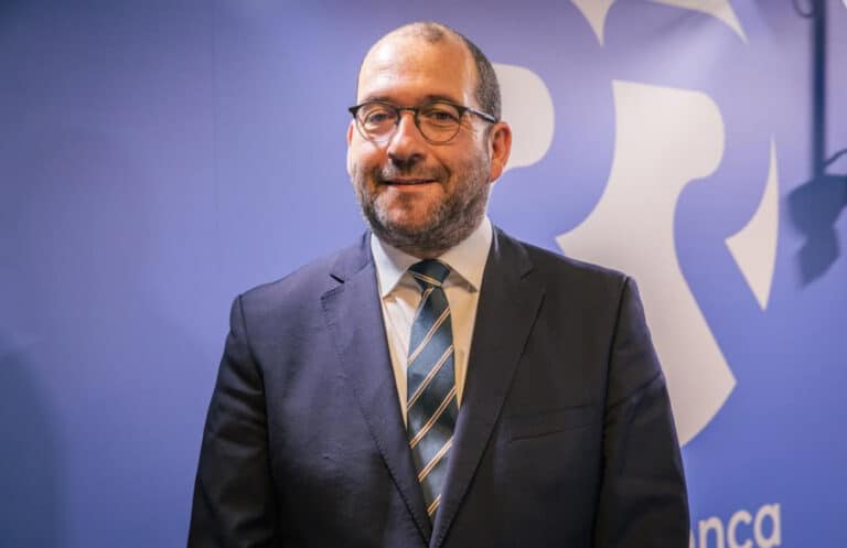 Negociações sobre recrutamento e colocação de professores arrancam hoje&nbsp;