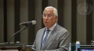 Acesso aos consulados através do telemóvel