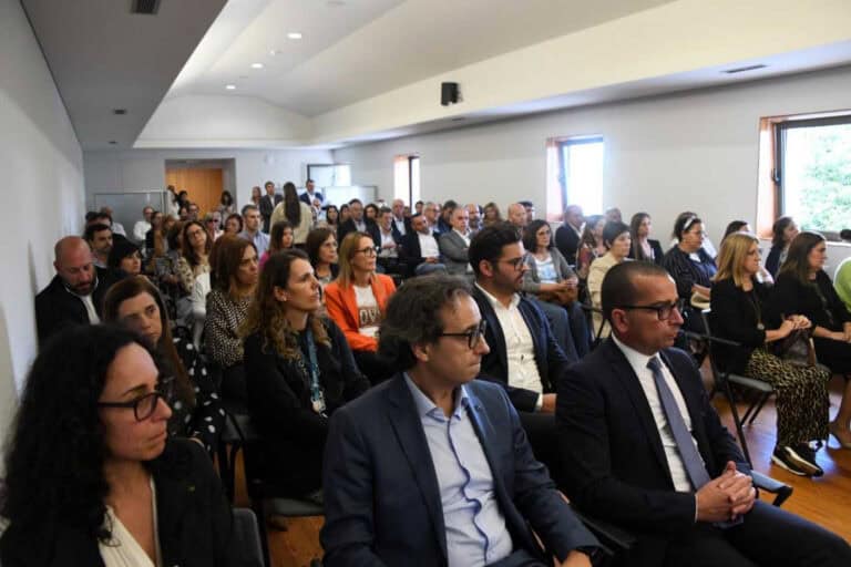 Famalicão prepara plano de transição energética para os edifícios escolares