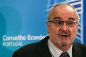 "Será difícil" para as empresas subir salário mínimo ao nível da inflação