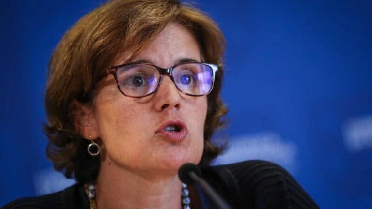 Governo propõe aumento mínimo de 52 euros por ano até 2026 na função pública&nbsp;