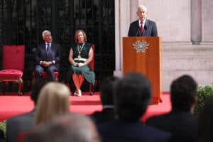 Marcelo pede que se faça avançar democracia com "caminho para todos"