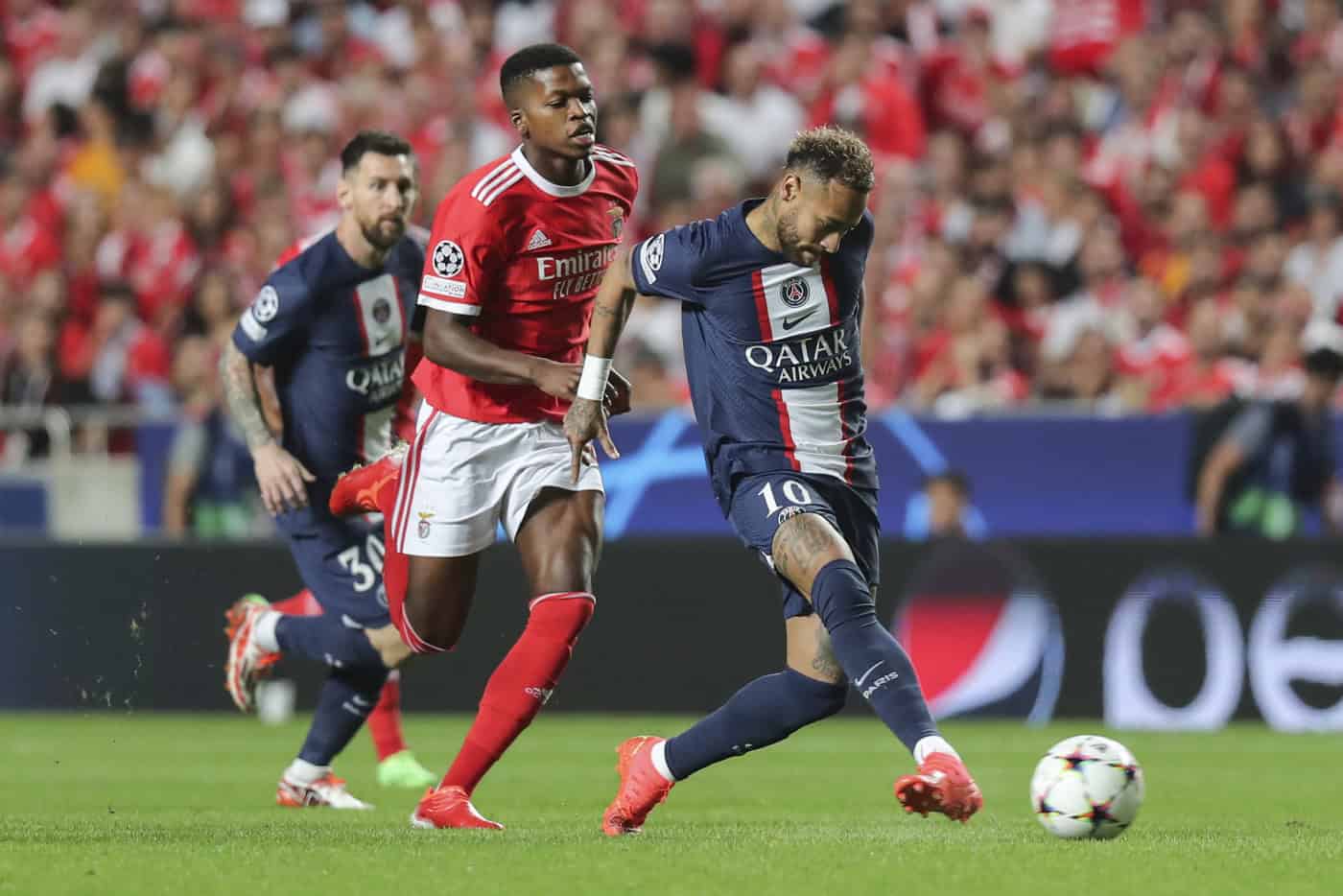 Benfica empata com Paris Saint-Germain na Liga dos Campeões