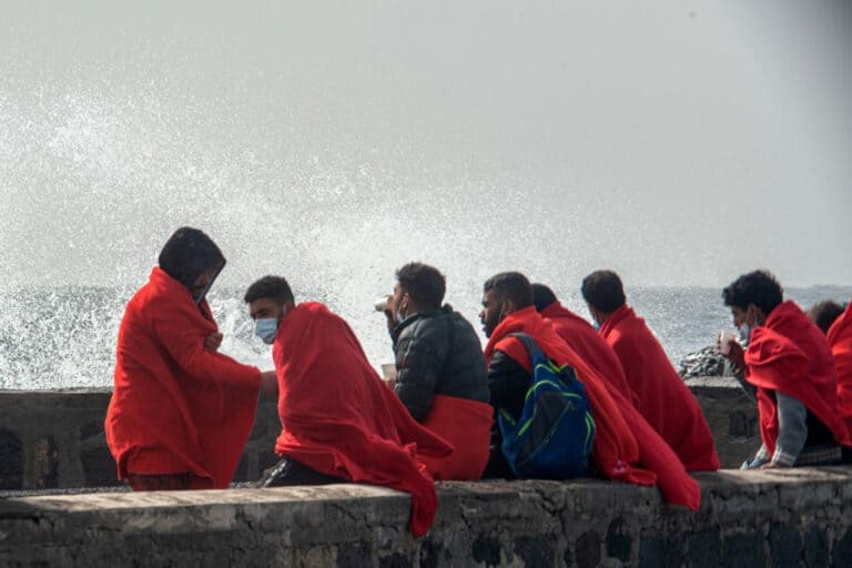 Cerca de 350 migrantes resgatados nas últimas horas na costa espanhola&nbsp;