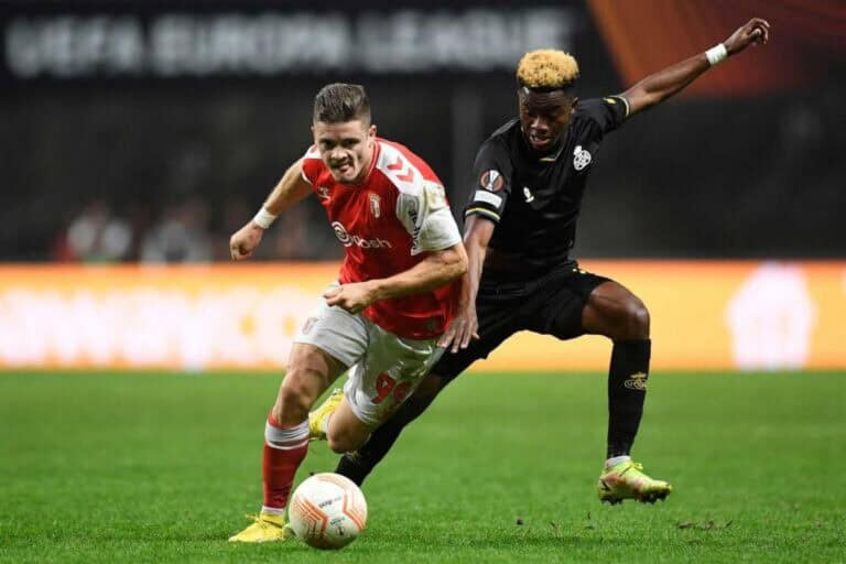 SC Braga sofre reviravolta perto do fim e vê Union Saint Gilliose descolar