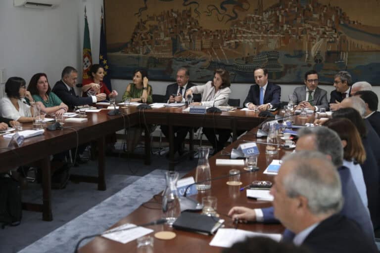 Acordo com parceiros sociais prevê fim do prazo para dedução de prejuízos fiscais&nbsp;