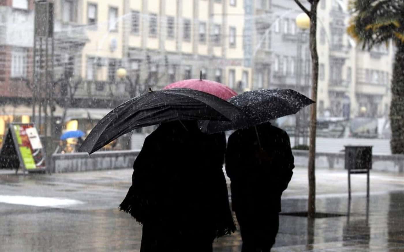Braga, Porto e Viana do Castelo sob aviso amarelo devido à chuva