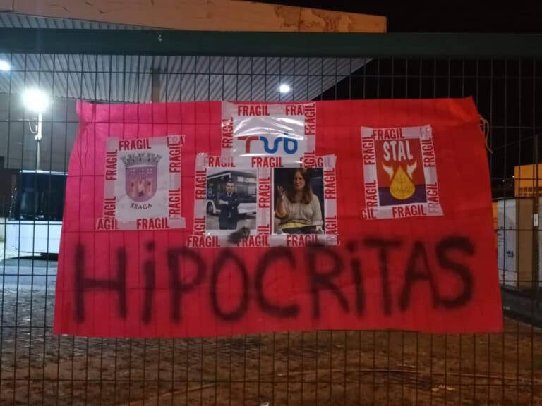 Administração TUB e STAL alvo de nova tarja crítica