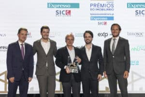 Reabilitação do Teatro Jordão e Garagem Avenida premiada