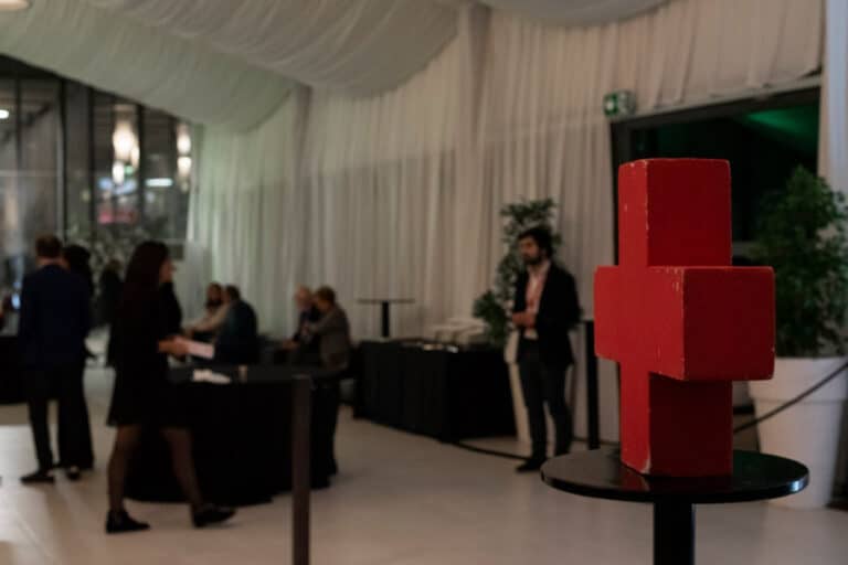 Jantar Humanitário da Cruz Vermelha de Braga destaca as Migrações e é amadrinhado pela AEMinho