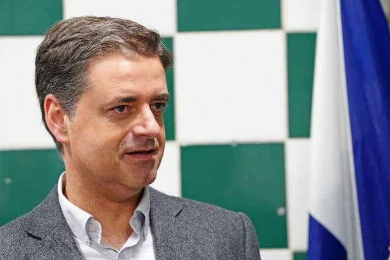 Rio acusa Governo de falta de lealdade para com as autarquias