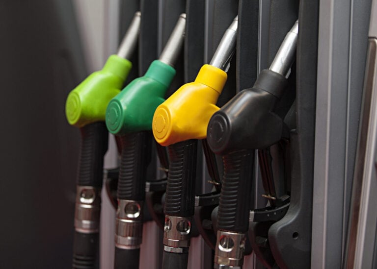 Preço dos combustíveis deve descer na próxima semana&nbsp;