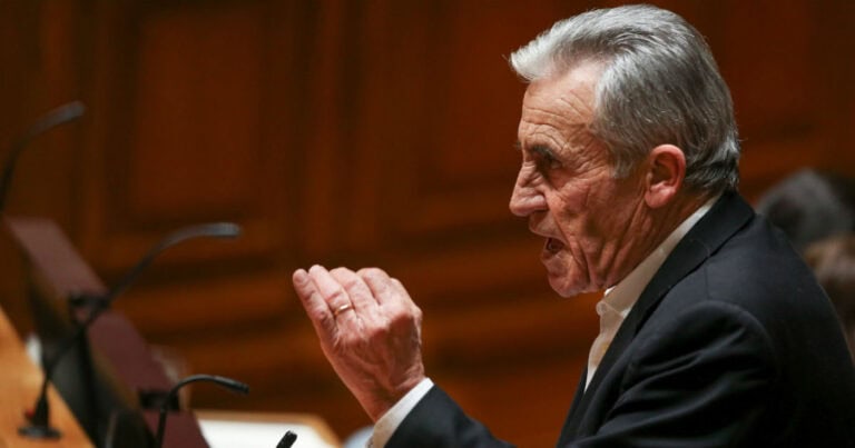 Jerónimo de Sousa vai deixar de ser deputado