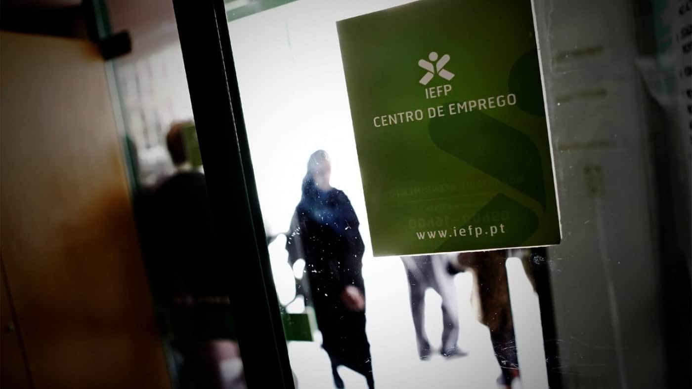 Desemprego com subida em cadeia para 5,8% no 3.º trimestre, mas com queda homóloga