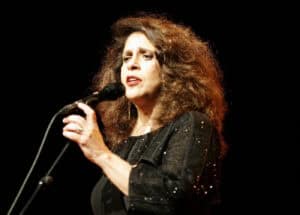 Cantora brasileira Gal Costa morre aos 77 anos