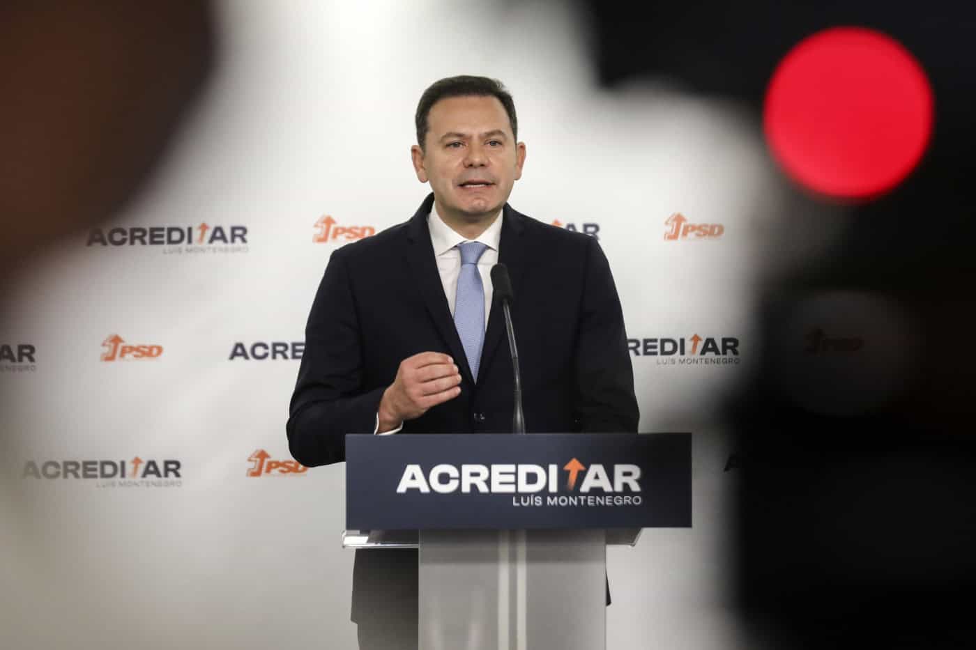 PSD quer reforçar poderes do PR e permitir acesso a metadados com intervenção judicial