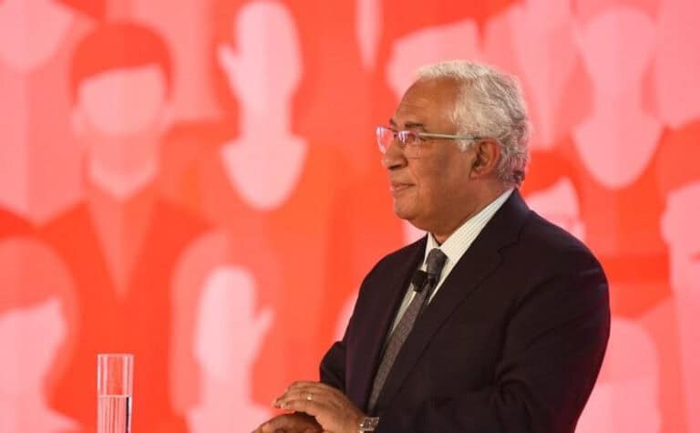 PS quer Constituição mais progressista e sem ficar na trincheira contra o Chega&nbsp;