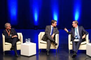 Rio acusa Governo de "financiar-se à custa das autarquias locais"