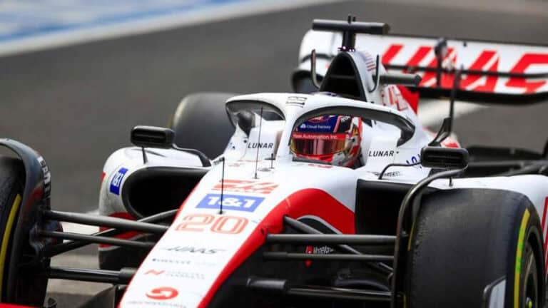 Magnussen surpreende na Fórmula 1 com primeira pole da carreira&nbsp;