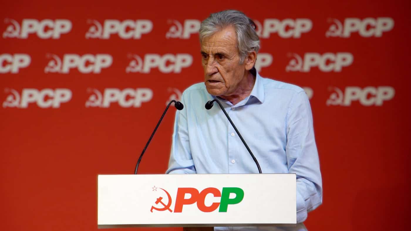 Direção do PCP rejeitou propostas que relacionavam voto contra OE2022 e quebras eleitorais
