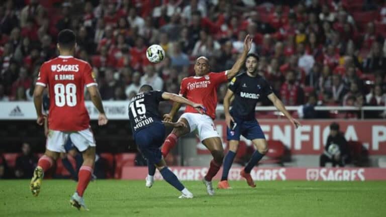 Gil Vicente cai perante um Benfica invencível