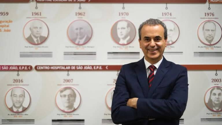 Direção executiva do SNS está fechada, avança Porto Canal