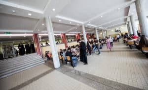 Greve encerra cantinas e bares da UMinho