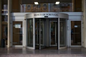 Dívida externa líquida cai para 72,2% do PIB no 3.º trimestre, o rácio mais baixo desde junho de 2008&nbsp;