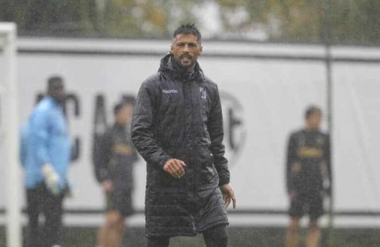 “Temos o objetivo de chegar pelo menos à Final Four da Taça da Liga”