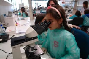 UMinho abre portas ao público na Semana da Ciência e da Tecnologia