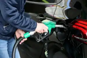 Preço dos combustíveis desce a partir desta segunda-feira&nbsp;