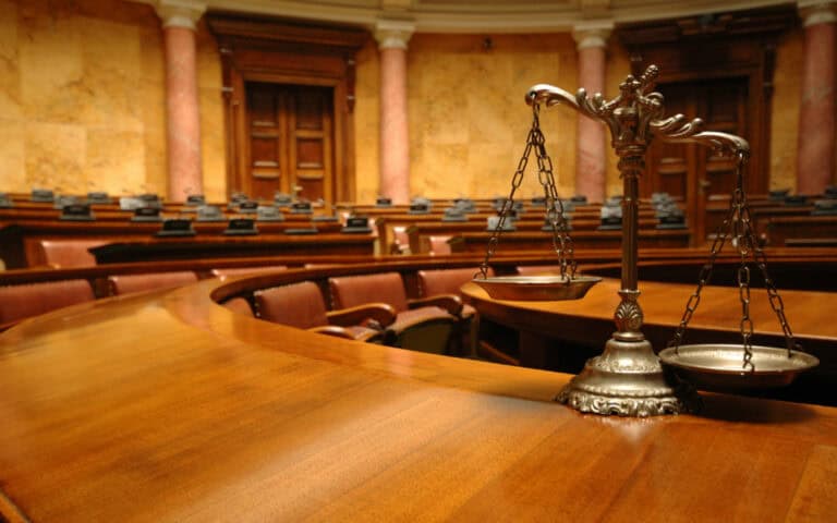 Autarcas com processos judiciais são reeleitos mas por menos votos&nbsp;