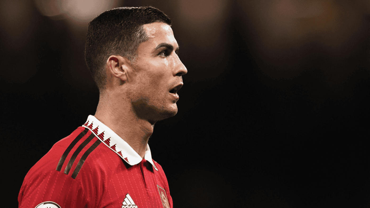 Cristiano Ronaldo deixa Manchester United "com efeitos imediatos" e após acordo