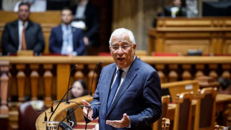 Costa anuncia prestação extraordinária de 240 euros para famílias vulneráveis&nbsp;