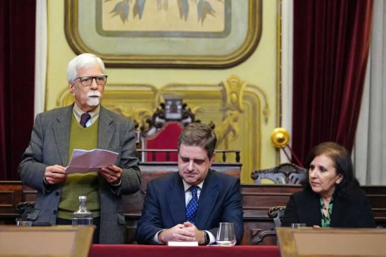 Grande Prémio 'Maria Ondina Braga' atribuído a 'Crónicas Italianas' de António Mega Ferreira