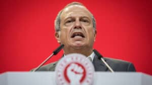 Carlos César alerta para “ano difícil” e diz que PS está proibido de “perder a ambição”&nbsp;
