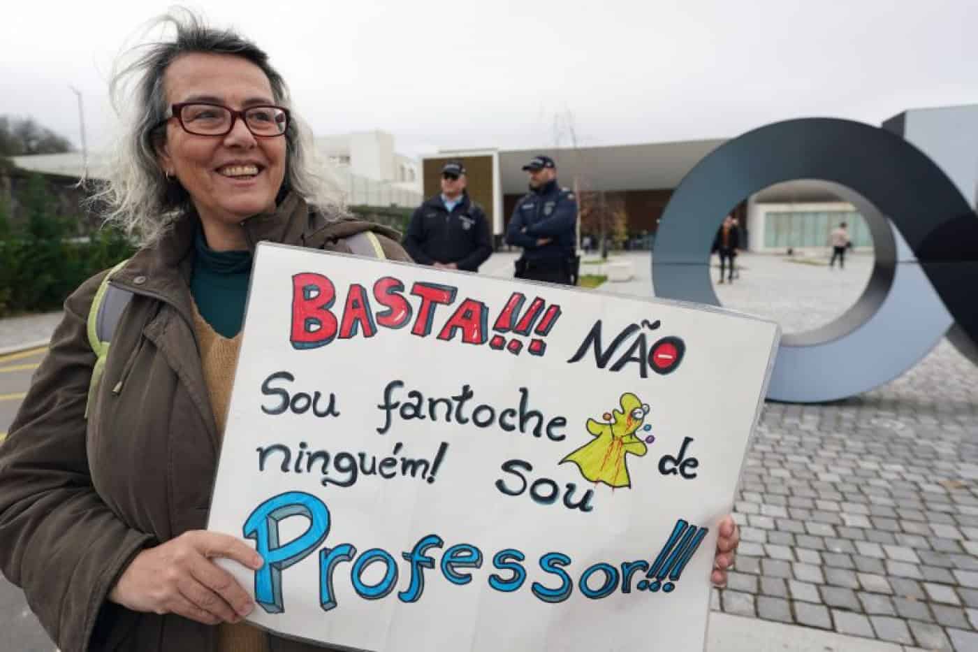 Manifestação de professores em Braga era para Costa, mas foi adjunto a ouvir queixas