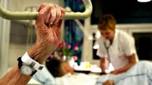 EPsi abre curso focado no envelhecimento, saúde mental e envolvimento familiar