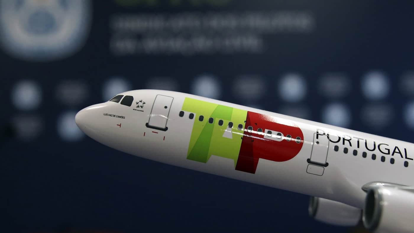 TAP reduz capital social para cobrir prejuízos e Governo injeta 980 milhões por fases