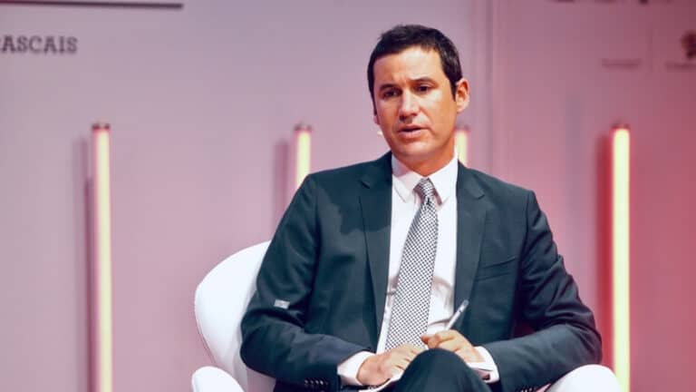 João Galamba ministro das Infraestruturas e Marina Gonçalves ministra da Habitação