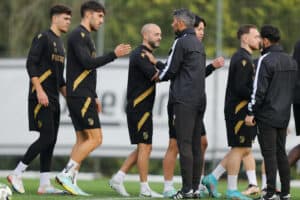 Treinador do Vitória SC quer evitar "erros infantis" para regressar aos triunfos