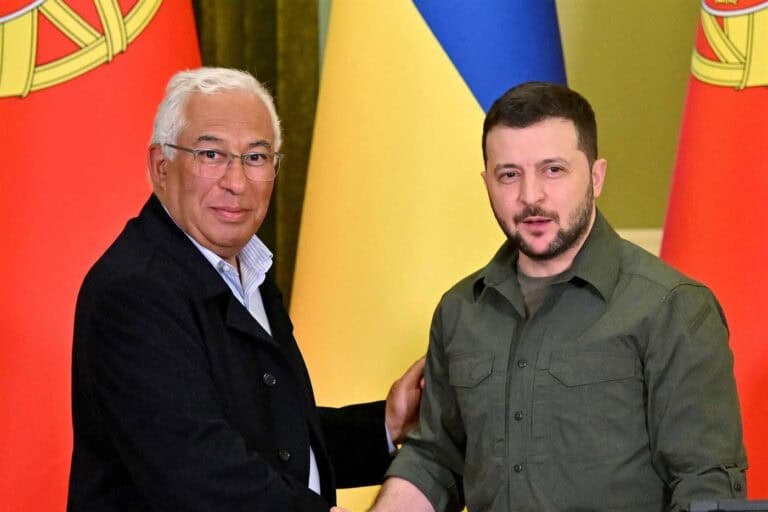 António Costa comunica a Zelensky que Portugal vai reforçar apoio humanitário&nbsp;