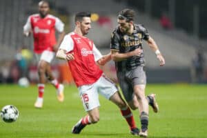 Reviravolta 'mágica' dá triunfo ao SCB diante do Vitória SC