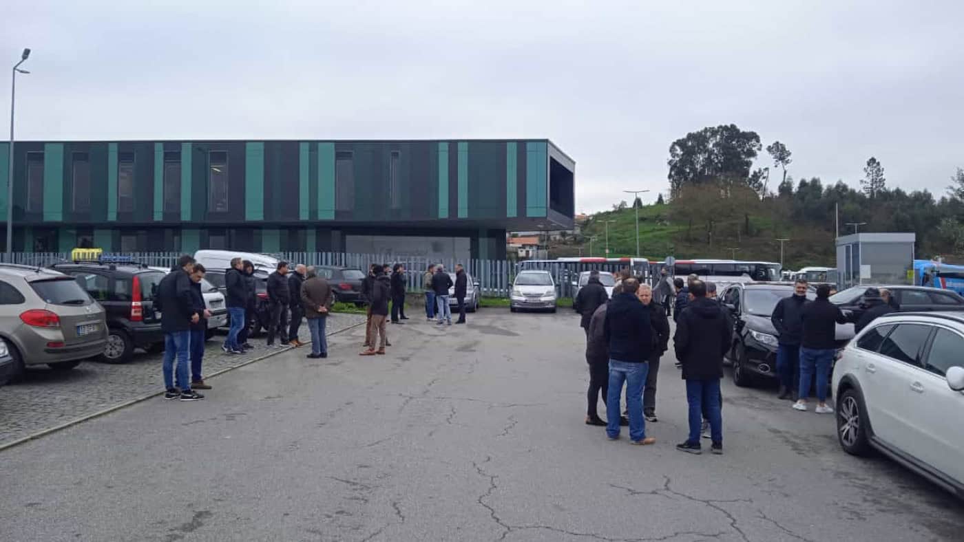 Sindicato denuncia falta de motoristas e turnos de 15h na Guimabus