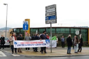 Movimento 'Os mesmos de sempre a pagar' protesta em Guimarães