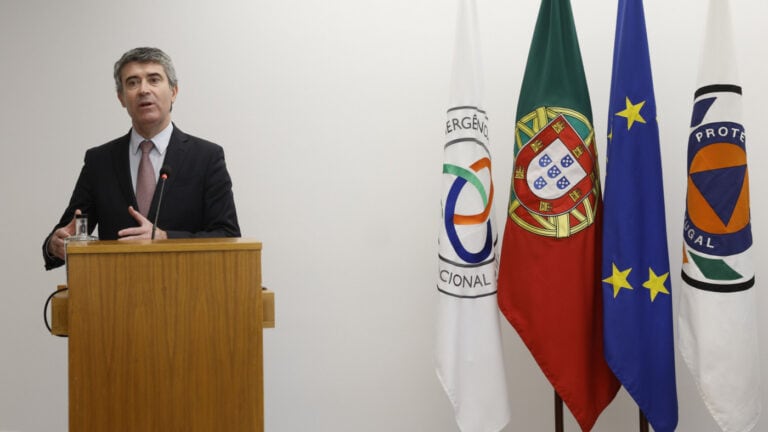 MAI vai reunir-se com todas as corporações de bombeiros sobre fundos europeus