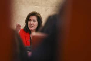 Números da pobreza em 2021 são "históricos" e maior redução de sempre num ano