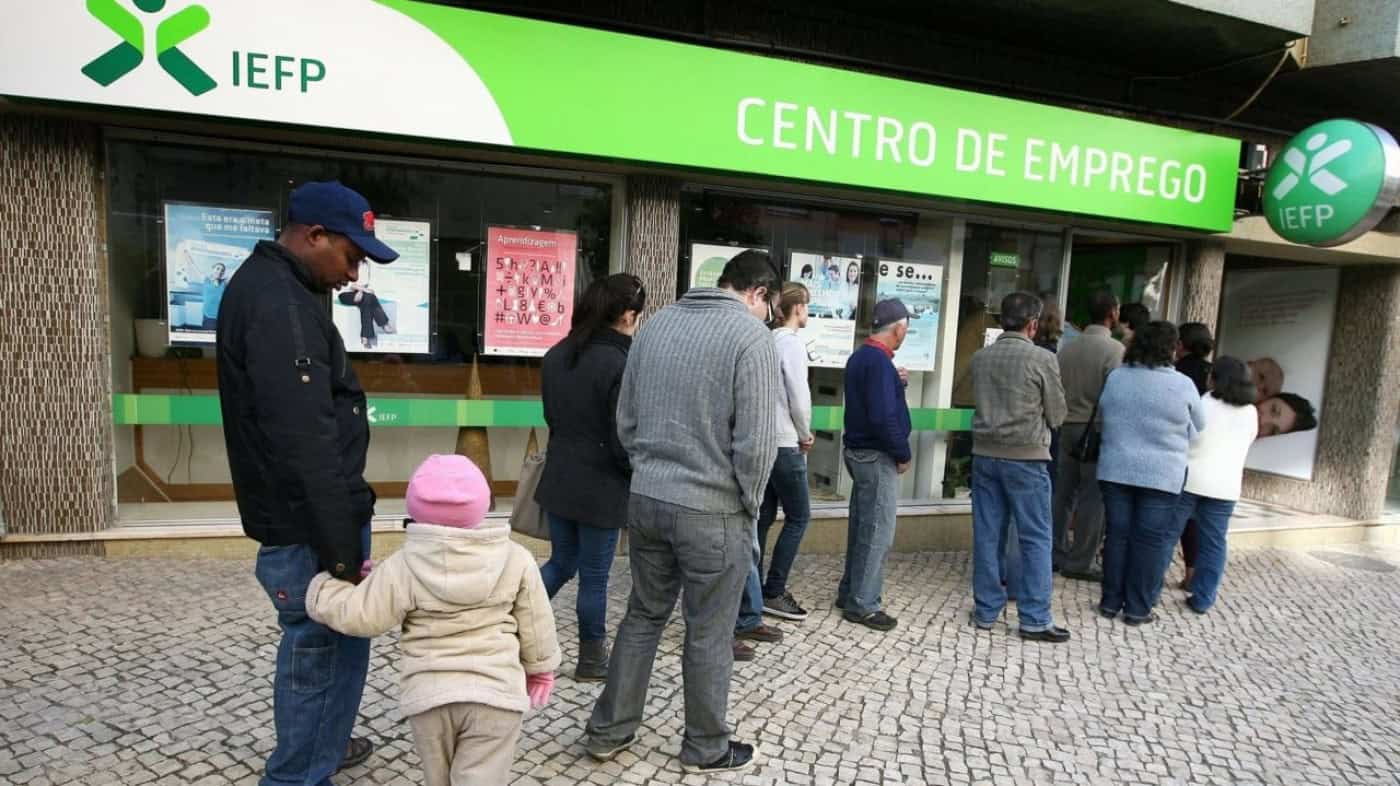 Desemprego desce no quadrilátero urbano entre novembro e dezembro